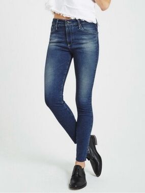 AG Jeans The Farrah High Rise
Skinny Ankle Size 30R
